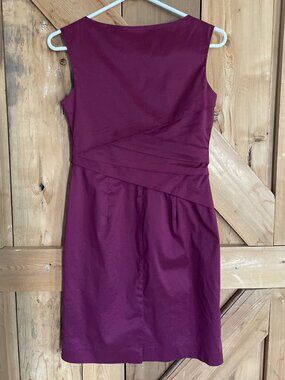 Ann Taylor Women Burgundy Shift Dress Size 0P, Classic, Wedding Guest